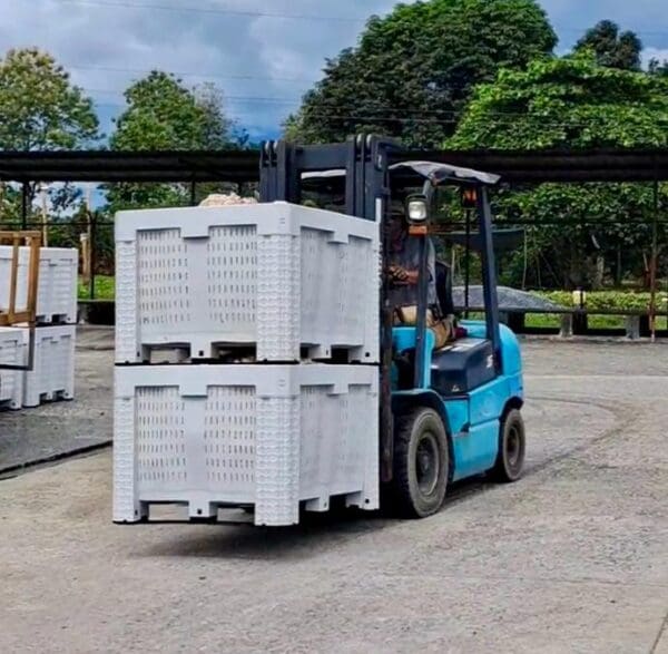 YOYOBin Nestable agriculture supply chain